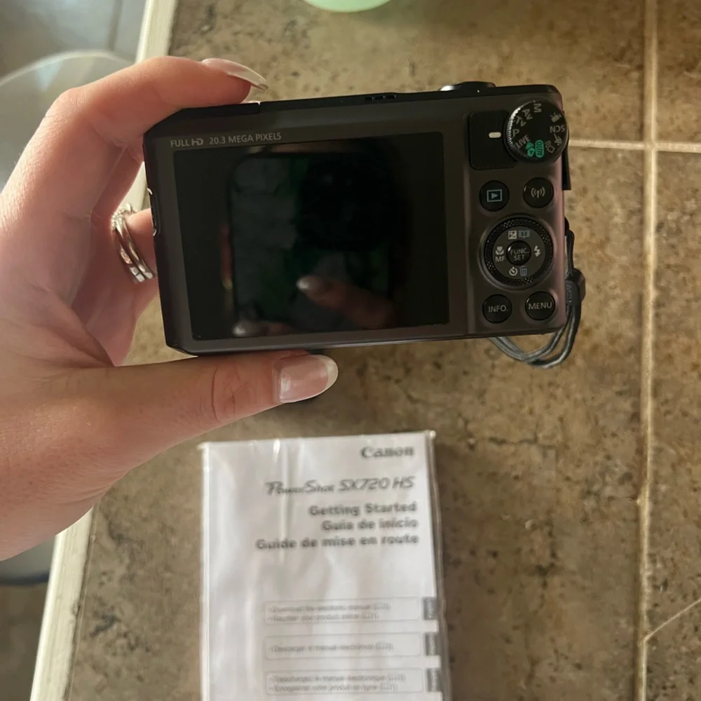 Canon PowerShot SX720 HS Black